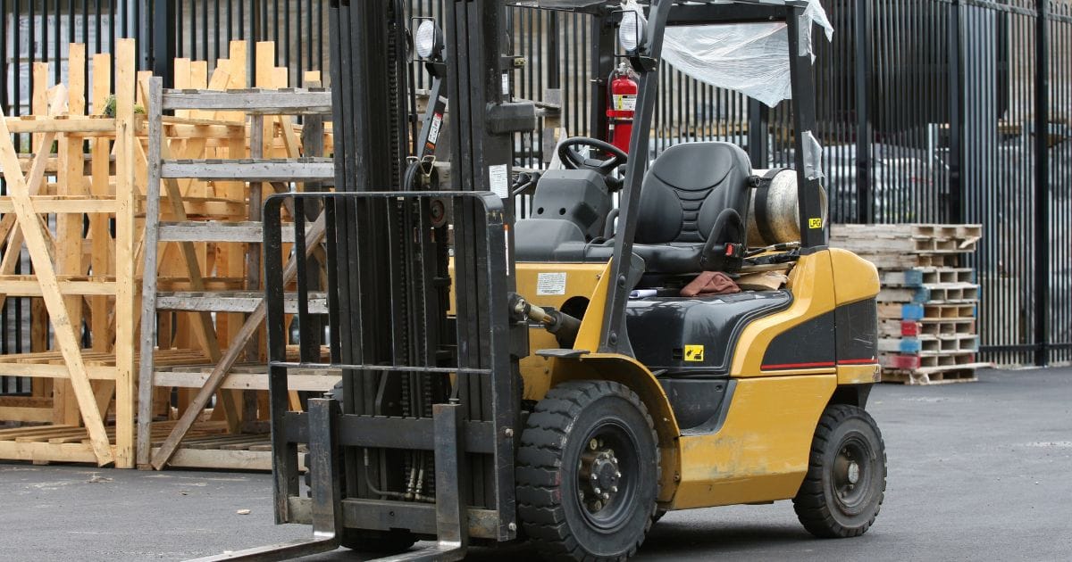 Nowe kompetencje, większe możliwości. Dlaczego warto inwestować w szkolenia techniczne dla pracowników?