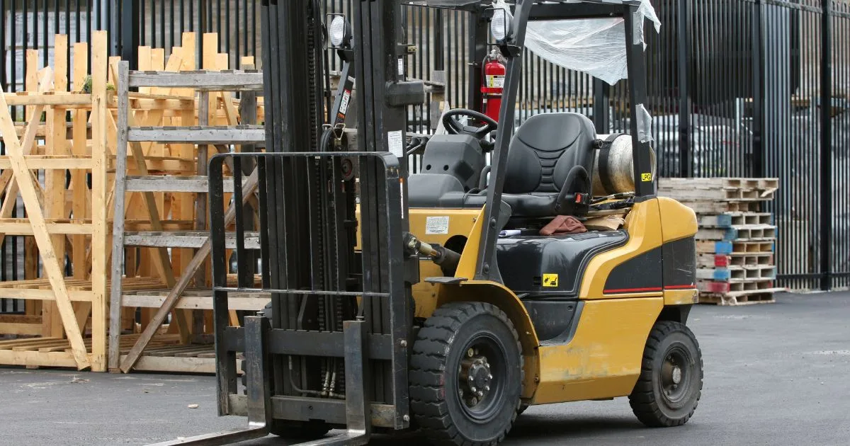 Nowe kompetencje, większe możliwości. Dlaczego warto inwestować w szkolenia techniczne dla pracowników?
